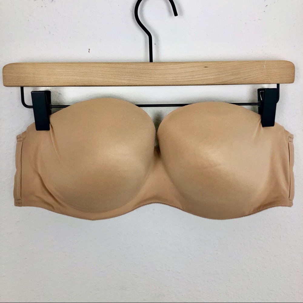 Victoria’s Secret Body by Victoria Strapless Bra